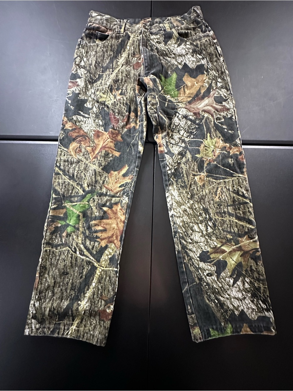 Cabela’s Men's  baggy Hunting Pants in Camo